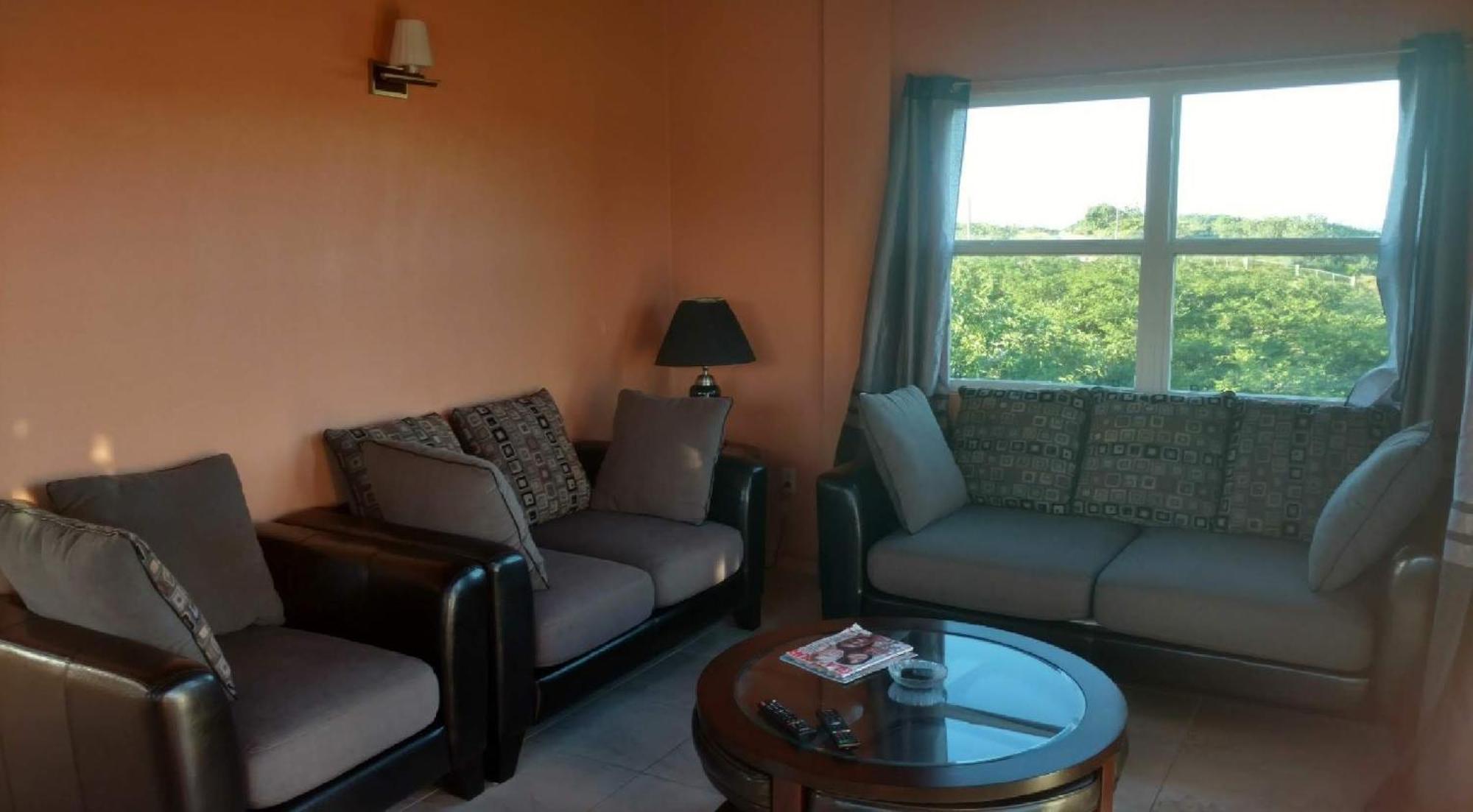 Zeus Estate Guesthouse St. John's Экстерьер фото