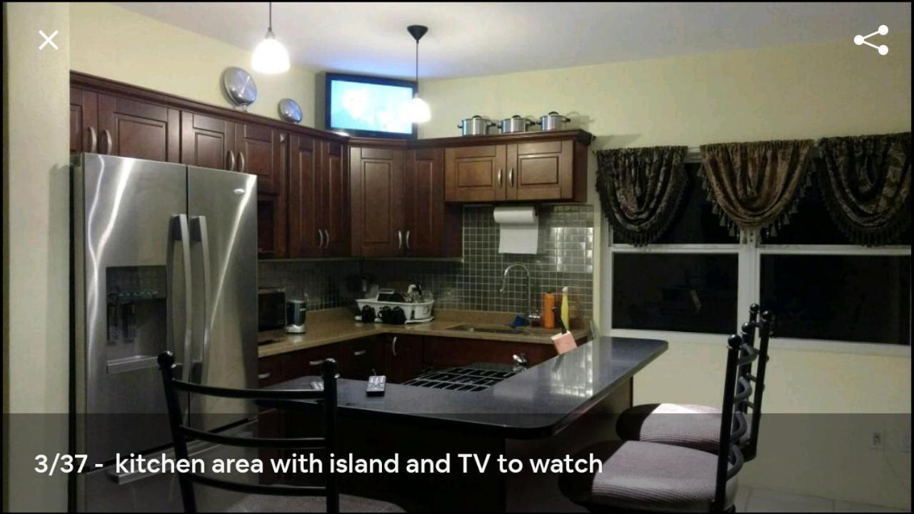Zeus Estate Guesthouse St. John's Экстерьер фото